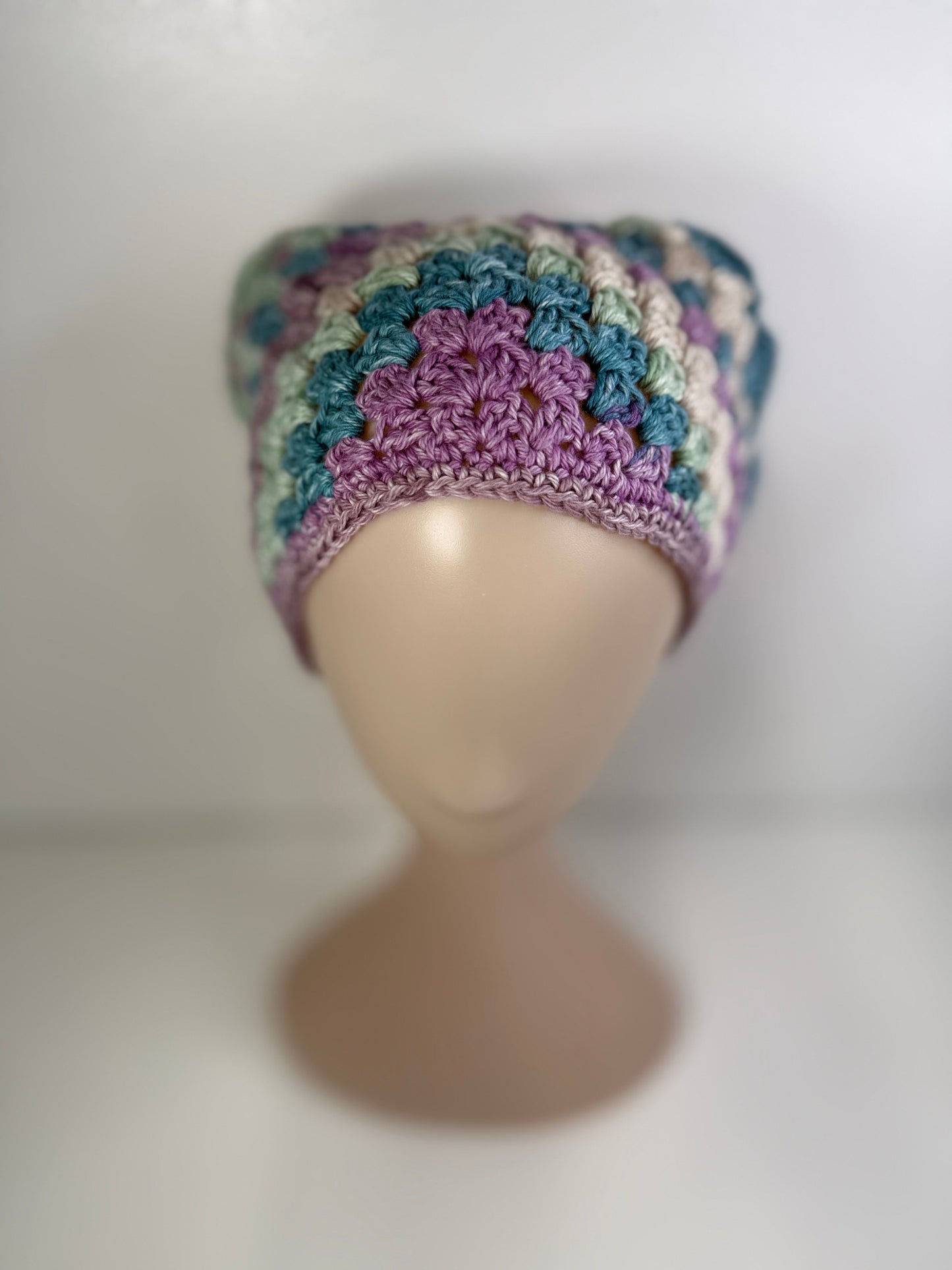 Granny Scallop Bandana