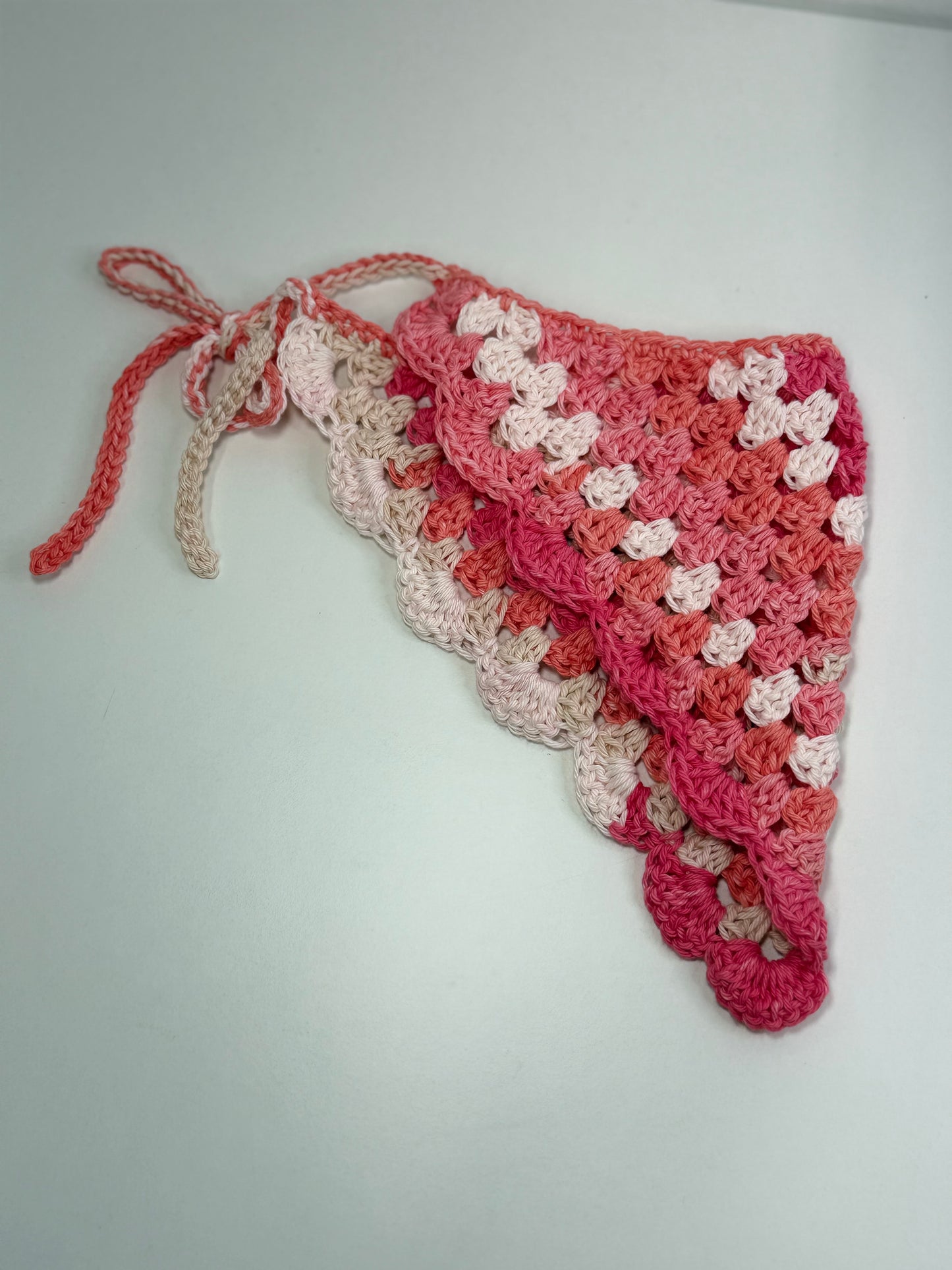 Granny Scallop Bandana