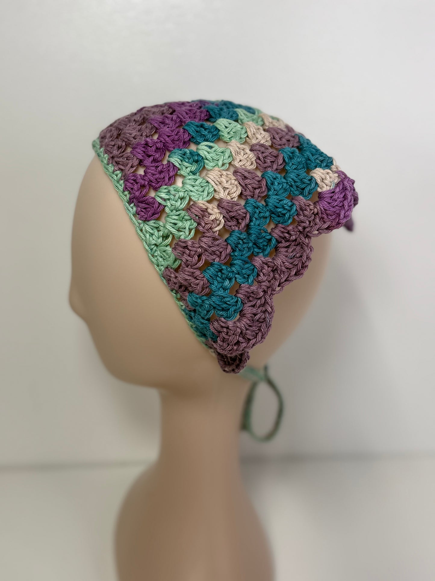 Granny Scallop Bandana