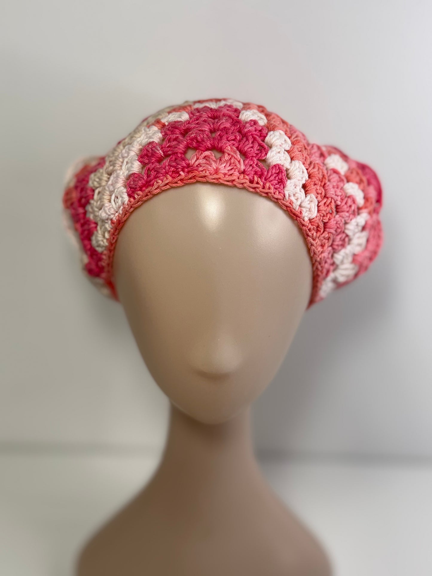 Granny Scallop Bandana