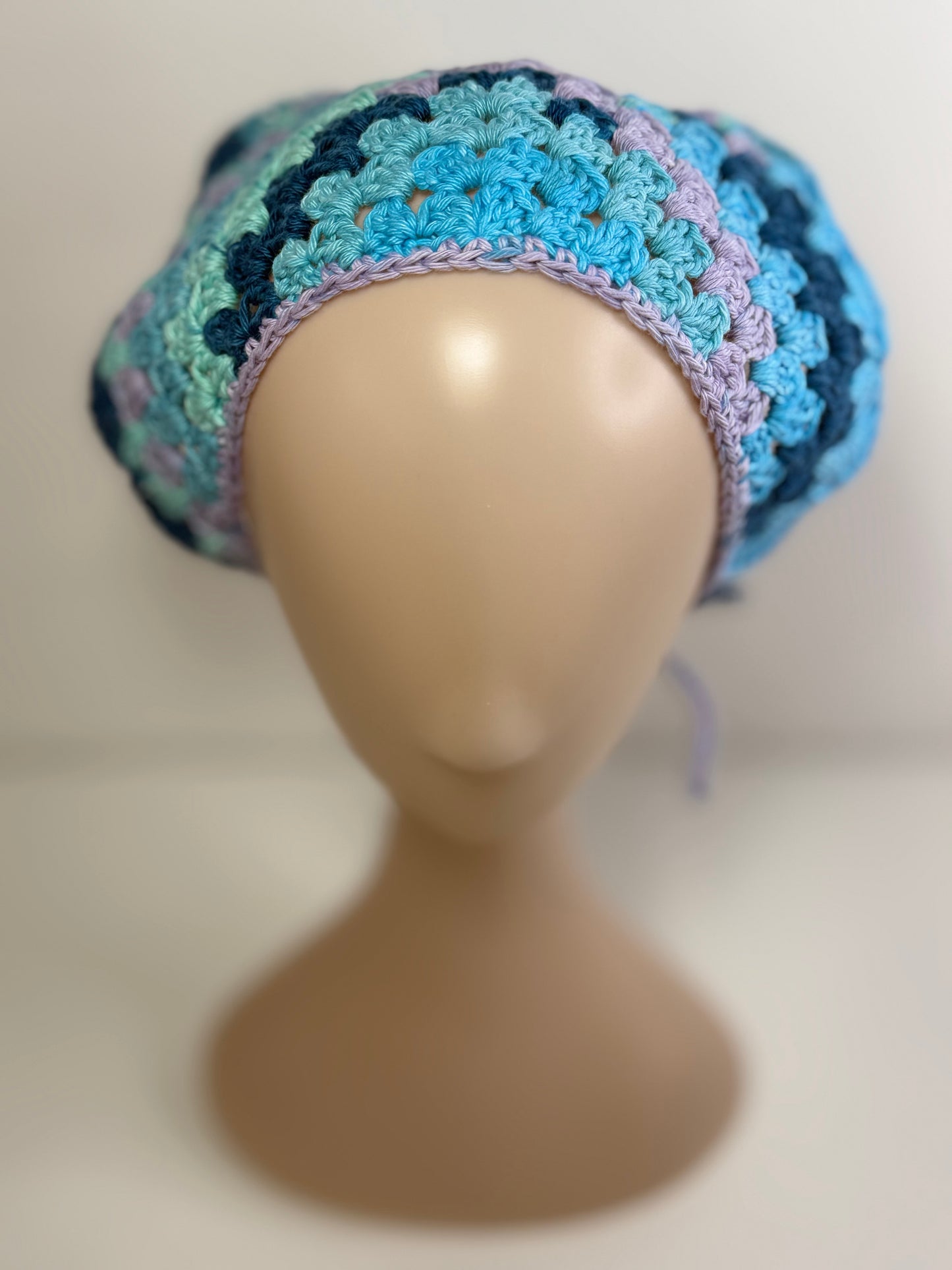 Granny Scallop Bandana
