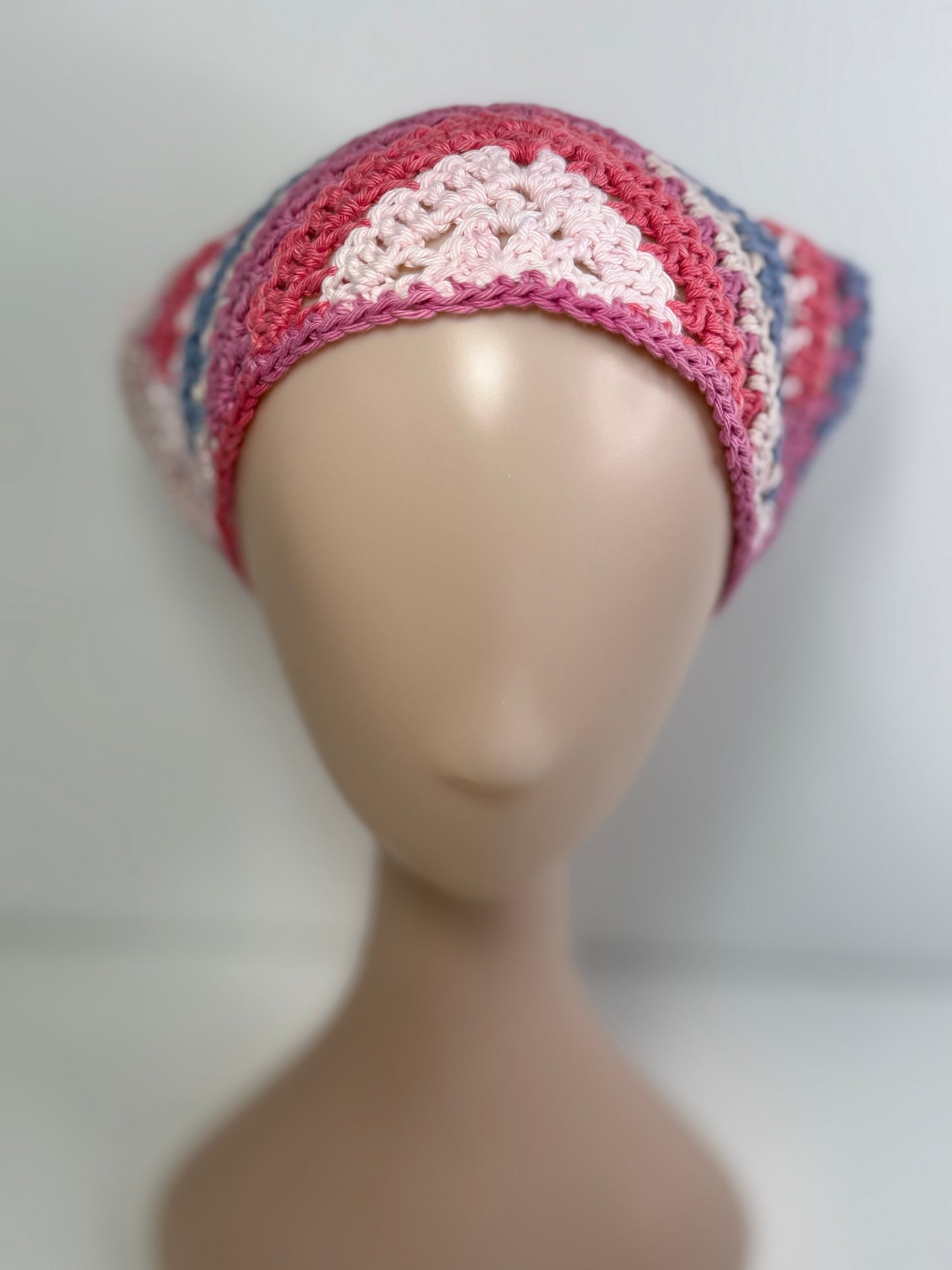 Granny Scallop Bandana