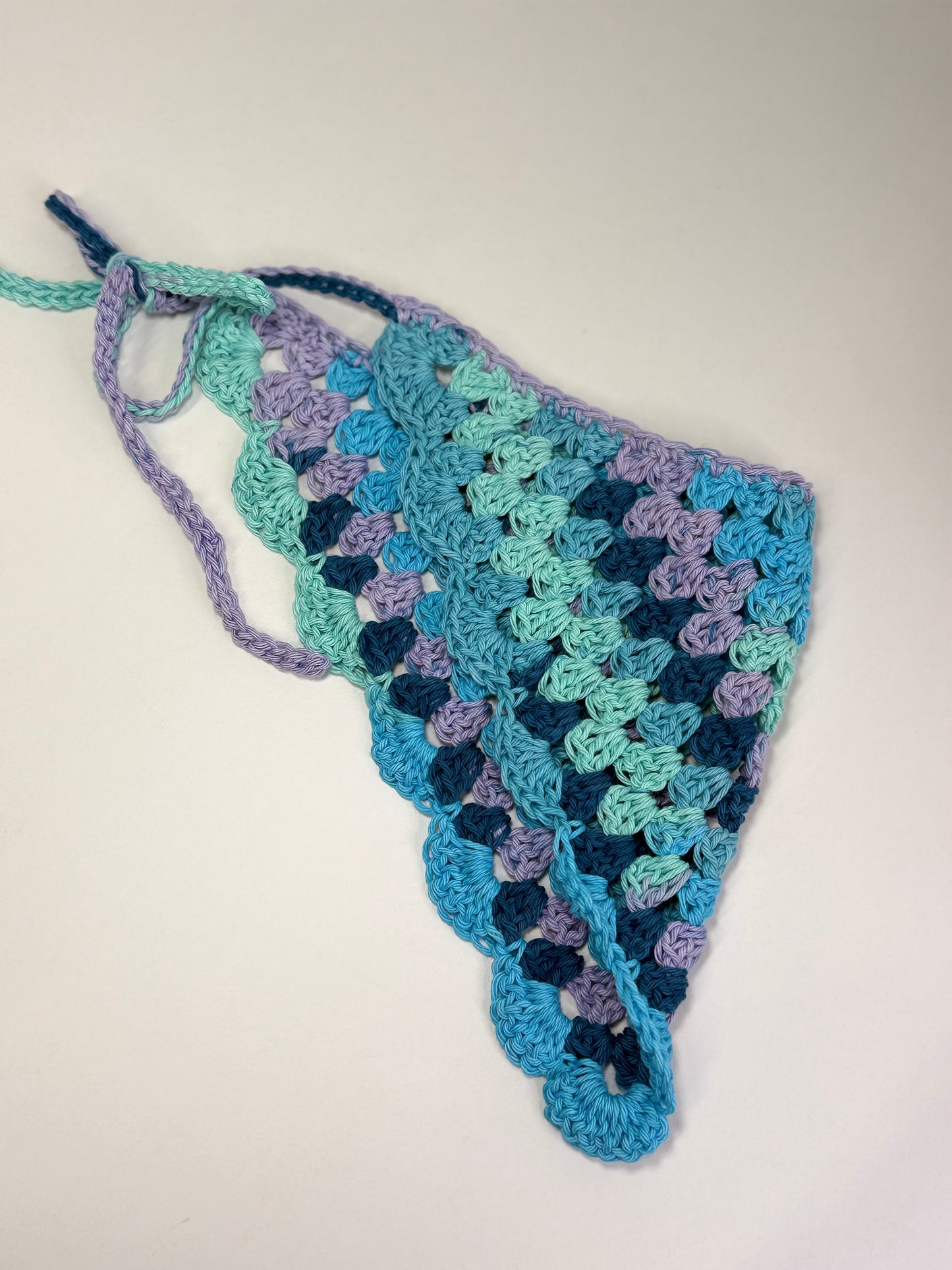 Granny Scallop Bandana
