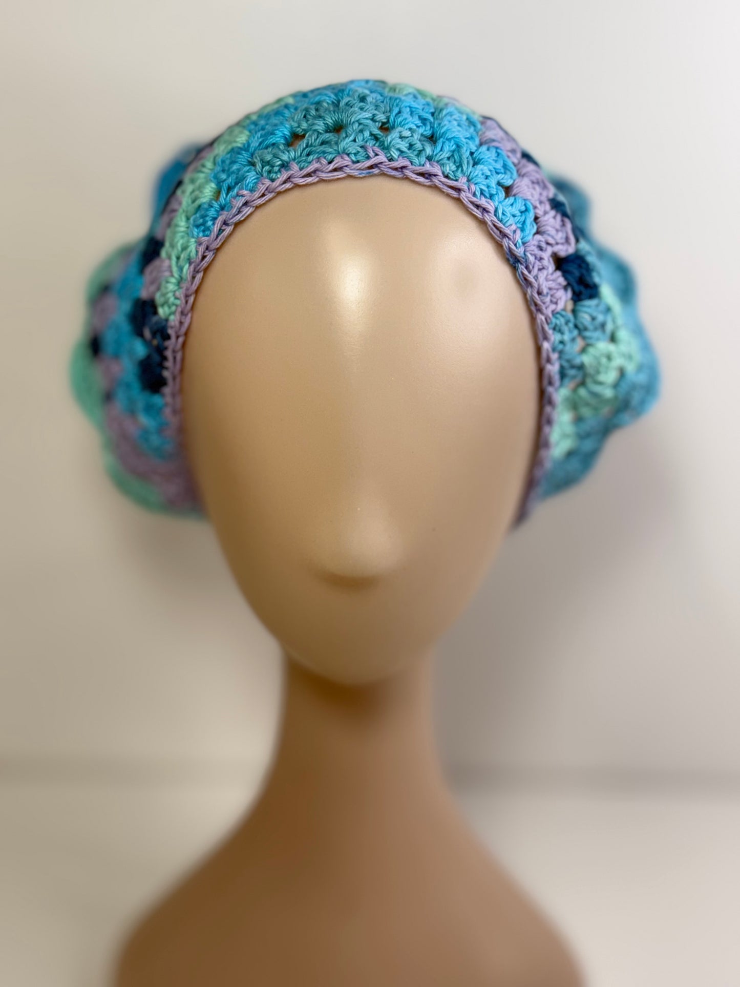 Granny Scallop Bandana