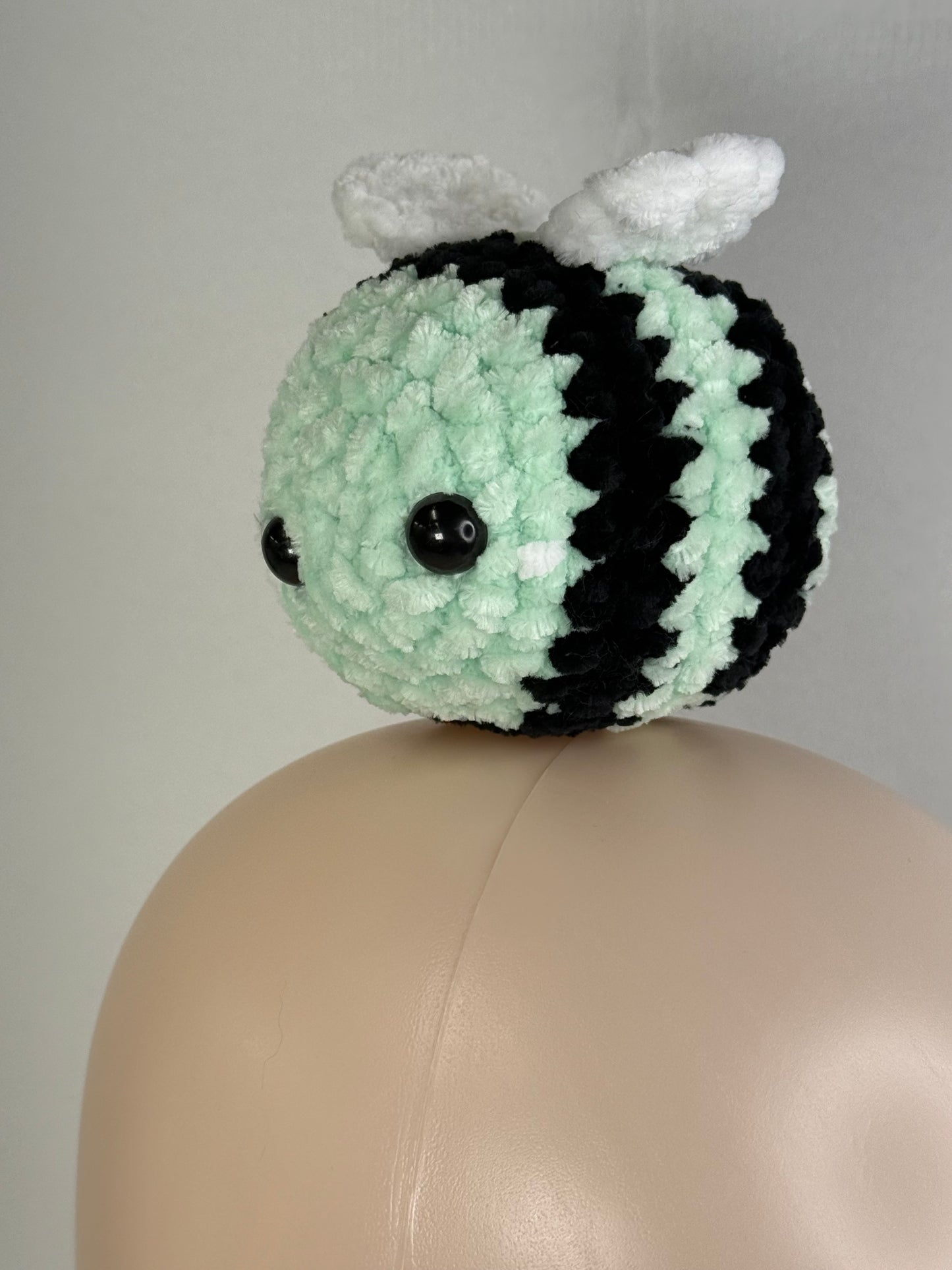 Amigurumi Small Bee Plushie